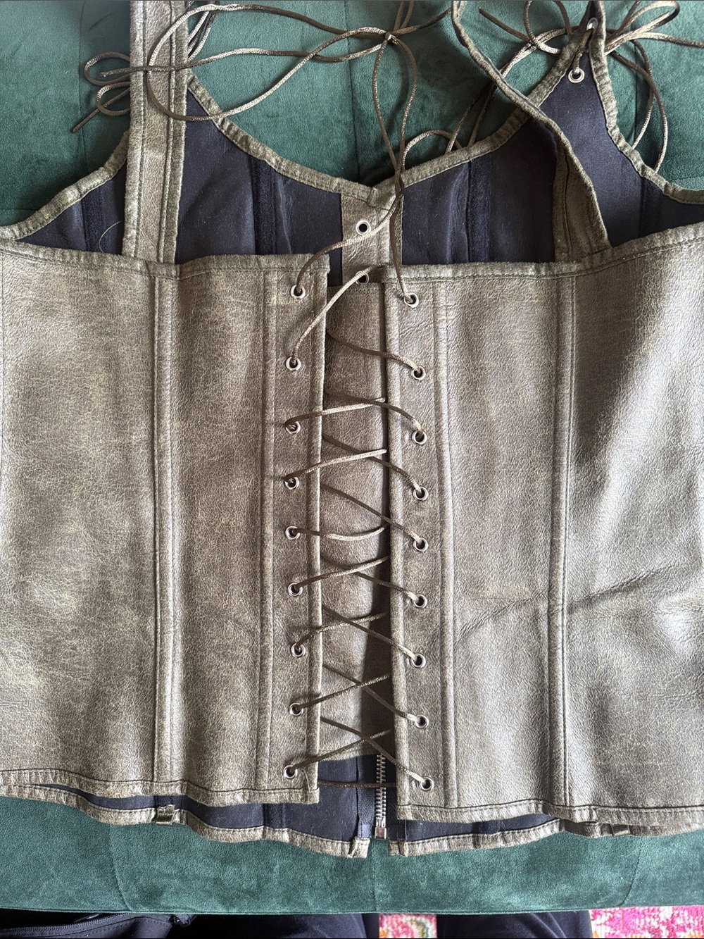 Ren Fair Outfit - 3 Piece Set - Size XL - Picture 3 of 4
